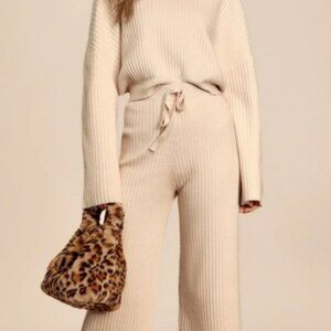 Snuggly Style Cream Ribbed Knit Wide-Leg Pants - M